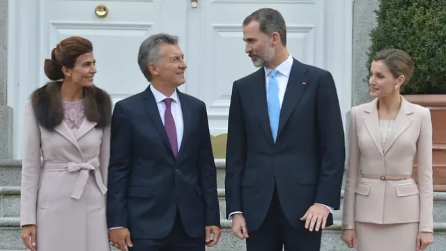 ¿Se pone la corona? La ex primera dama Juliana Awada enfrentó los rumores de su supuesto romance con Felipe VI