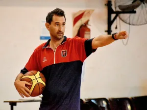 David Dellamora y la Primera B femenina de la Rosarina, una apuesta que salió bien