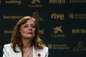 Susan Sarandon destacó conmovida “la lucidez moral de España” y ve al presidente Pedro Sánchez “del lado correcto de la historia”