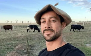 La Justicia investiga al influencer que denunció el robo de 190 vacas: parece que supuesta víctima y victimario eran socios