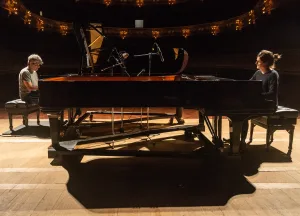 Diálogo a dos pianos: Un encuentro de talento y complicidad con Ernesto Jodos y Rocío Giménez López en Rosario