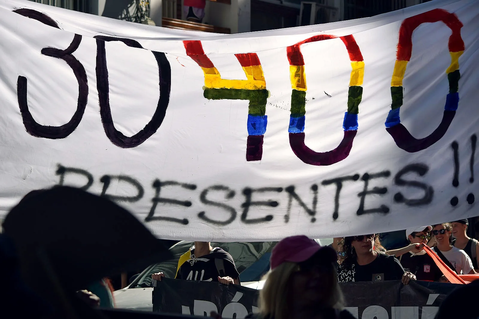 Rosario no olvida: imágenes de una marcha histórica por la memoria, la verdad y la justicia