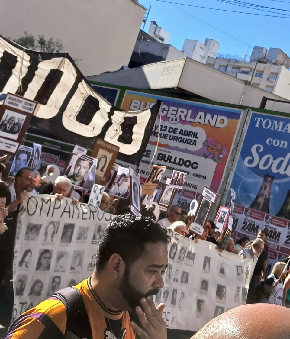 Rosario no olvida: imágenes de una marcha histórica por la memoria, la verdad y la justicia