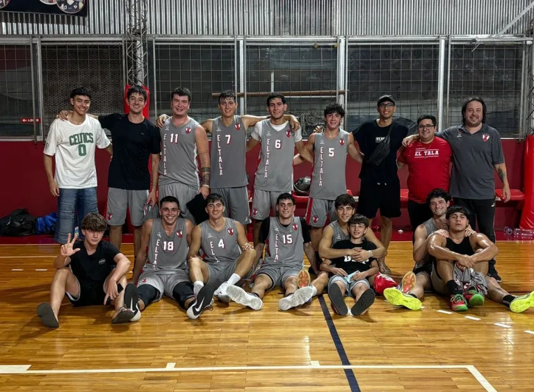 Los líderes festejaron en el cierre de la segunda fecha de la Primera B del básquet rosarino