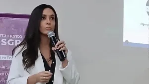 Habló la abogada del adolescente que atacó a un compañero en San Cristóbal: "Sentía que no encajaba y había tenido episodios de autolesiones"