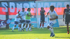 Leones se llevó tres puntos de barrio Tablada ante un Central Córdoba golpeado y sin rumbo