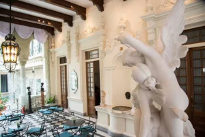 Inicia el tercer año consecutivo del ciclo "Territorios del verso y de la prosa" en el Museo Estévez