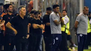 Más problemas para Kudelka: se lesionó Nicolás Goitea y no puede jugar Armando Méndez por suspensión