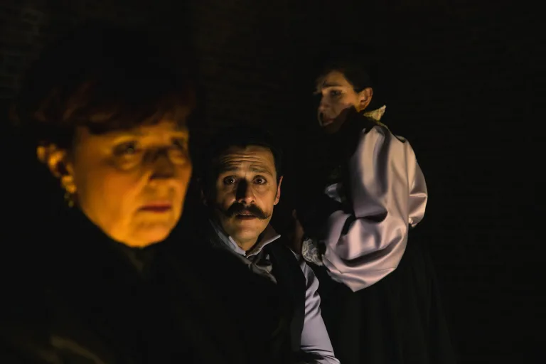 Imperdible: “Neva”, la obra de Guillermo Calderón, con dirección de Gabriel Romanelli, regresó a la cartelera local