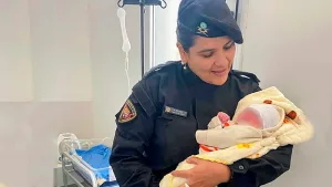 Policías asistieron a dar a luz a una niña  localidad de Pérez