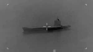 EE.UU. destruyó embarcaciones iraníes que colocaban minas en el Estrecho de Ormuz