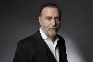 “Cabrón”, del rosarino Reynaldo Sietecase: una novela íntima sobre la memoria y las marcas que deja la figura paterna