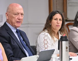 Antonio Bonfatti y Varinia Drisun: “La salud pública rosarina no es un gasto”