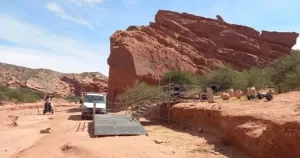 La Quebrada de las Conchas tira más que la ley: investigan un casamiento hecho en la reserva