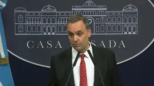 Batería de leyes: propiedad privada, fuego sin consecuencias, desalojos express, extranjerización de tierras y punitivismo