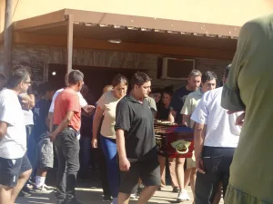 Una ciudad llora a Ian Cabrera: una multitud despidió al niño de 13 años asesinado en San Cristóbal