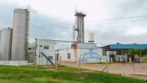 Crisis acá nomás: Sudamericana de Lácteos no paga sueldos y apaga las máquinas
