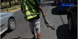 El Senado retrasa la polémica prohibición de cuidacoches