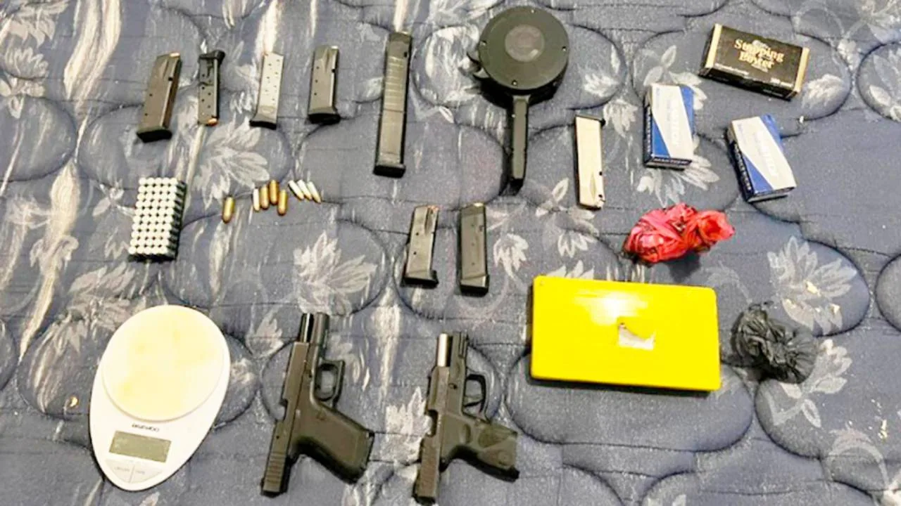 Víctor Sleyner “Colombianito o Nene” Acevedo Figueroa (33), había sido expulsado en 2023 luego de cumplir una condena a la pena única 5 años de prisión por narcotráfico y portación de armas. 