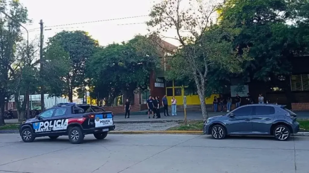 San Cristóbal: estudiantes reciben asistencia médica tras el hecho ocurrido en una escuela y están fuera de peligro