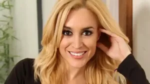 Polémica por un mail del Consulado argentino en Miami que promociona el show de Fátima Flórez