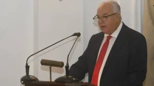 Actual composición de la Corte Suprema de Justicia_ Margarita Zabalza, Daniel Erbetta, Eduardo Spuler, Roberto Falistocco, Rafael Gutiérrez (Presidente), Jorge Baclini y Rubén Weder.