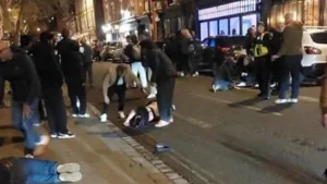 Conmoción en Inglaterra: un hombre arrolló a una multitud y dejó siete heridos graves