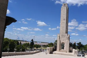 Javkin: "Es una vergüenza que después de once años de fracasos tengamos que terminar el Monumento con plata de Santa Fe"