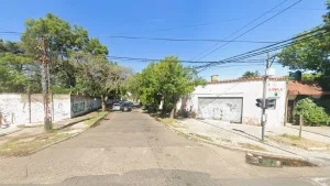 Vista de la calle Salva entre  Centenario y Arijón, barrio Saladillo Sud, zona sur de Rosario, donde se produjo el asalto a una pareja.