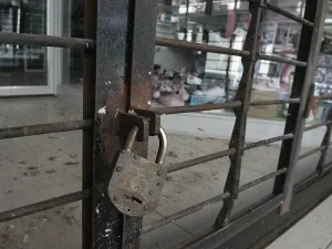 Pymes al límite: advierten por falta de financiamiento, caída de ventas y más locales vacíos en Rosario