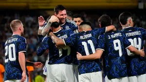 Argentina cayó al tercer puesto del ranking FIFA previo al Mundial 2026