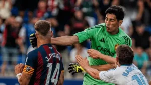 Histórica suspensión a Esteban Andrada: de cuánto es la pena por la agresión en el clásico aragonés