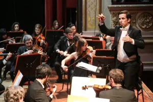 La Sinfónica Provincial de Rosario llega a Arroyo Seco con un programa de grandes maestros