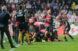 Zapatazo al ángulo de Russo y Newell's pasó al frente ante Unión