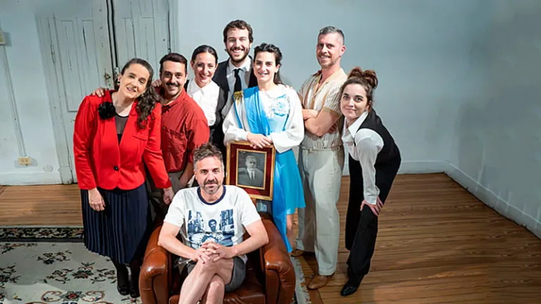 “Perfume Patria” según Francisco Tico Fissolo: “No me interesa hacer un teatro que se parezca a la realidad de todos los días”