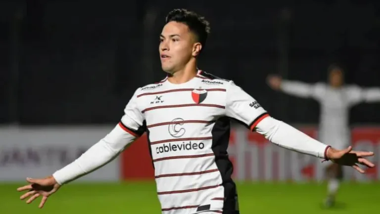 De Santa Fe: la historia del primer futbolista argentino que presentó públicamente a su novio