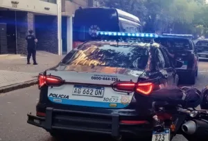 Hallan a una mujer muerta y su pareja falleció tras fuertes heridas: investigan femicidio seguido de suicidio