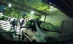 "La droga se paga": incendiaron cochera y dejaron nota amenazante