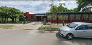 Intervención policial en la Escuela N° 497 por denuncia de un alumno armado