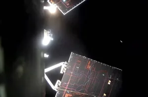 Artemis II completó su primera maniobra de corrección para el retorno a la Tierra: cuándo llega