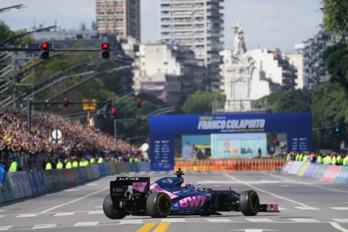 Colapinto, luego de su histórica exhibición en la Argentina, estará presente en el Gran Premio de Miami