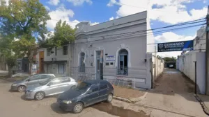 Salió a fumar a la vereda y la raptaron: la joven buscada en Gálvez regresó a su casa y denunció que fue retenida por un hombre