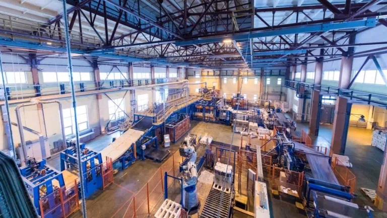 La industria sigue sumando problemas: preocupación por alto nivel de atraso en pagos y alerta por los efectos del contrabando