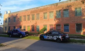 Fuerte operativo en una escuela de Alberdi por el hallazgo de una supuesta granada