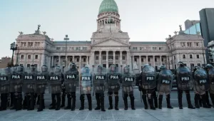 Nación oficializó un bono de $300.000 para fuerzas de seguridad: ¿quiénes y cuándo cobran?