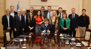 Motosierra recargada: el gobierno de Milei prepara recortes de hasta un 20% en todos los ministerios