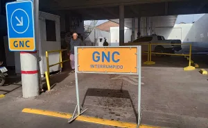Primer frío y ya comenzaron a restringir el GNC a estaciones de servicio