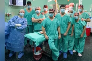 Qué es la toracotomía, la intervención que ya realiza el nuevo Servicio de Cirugía Cardiovascular del Hospital Cullen