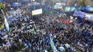 La CGT llamó a ponerle “un límite" al Gobierno de Milei en la marcha por el Día del Trabajador