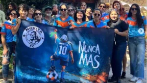 La democracia en los botines: el club que gambetea al post fútbol desde la memoria